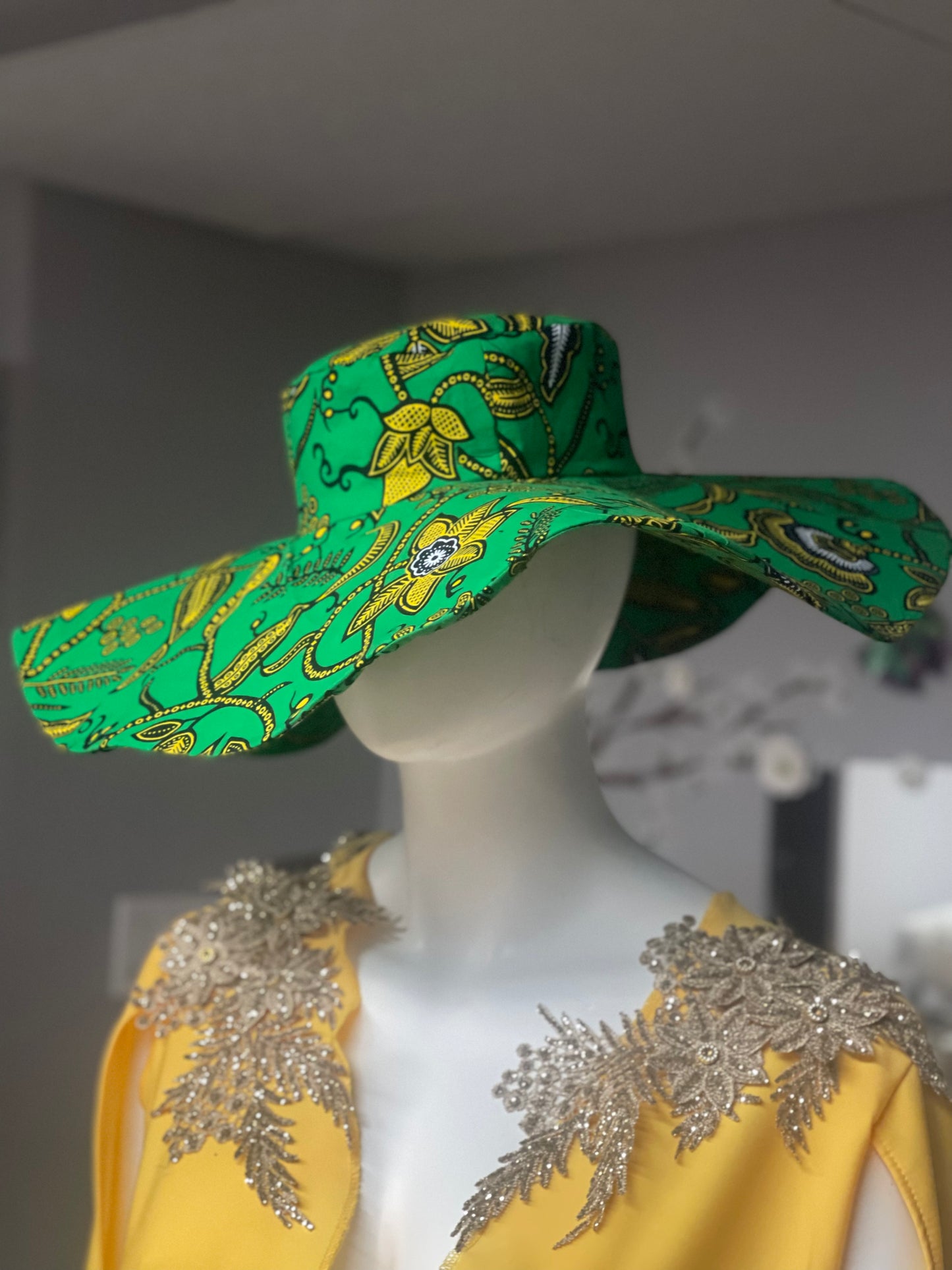 Anike Oversized sun hat