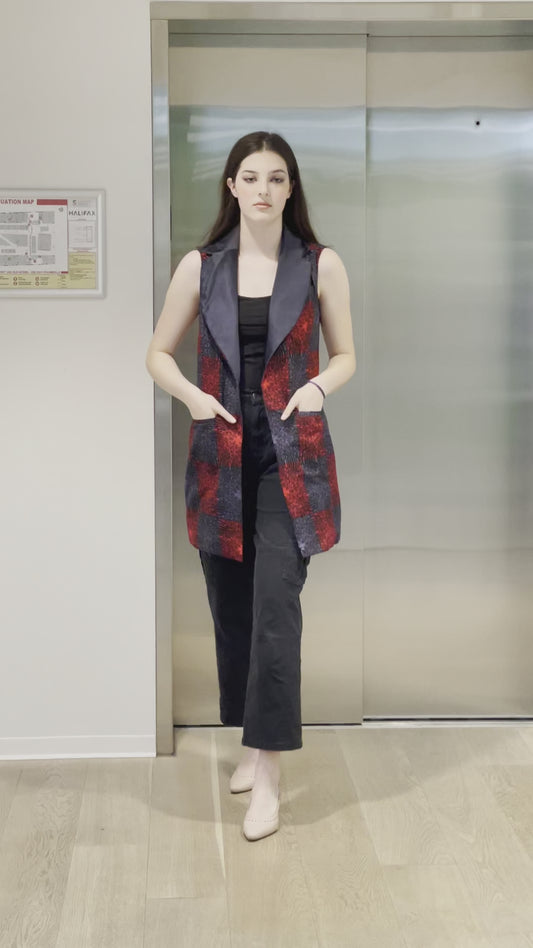AANU SLEEVELESS BLAZER - Pre Order